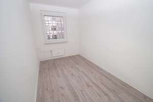 4-Zimmer-Wohnung mit BALKON, Bad mit Badewanne – Schweriner Straße 4, 39104 Altstadt, Magdeburg – Vorschaubild 7