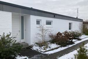 Barrierefreier Bungalow in ruhiger, nachgefragter Lage Nähe AEZ und S-Bahn