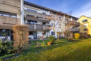 Ruhige 3-Zi.-Wohnung mit Süd-Balkon & TG-Stellplatz in zukünftig sanierter Wohnanlage – Haunstetten