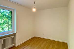 Großzügige 4,5-Zimmer-Wohnung mit 130 m², Balkon und Garage mit Wallbox – Die vollständige Adresse der Immobilie erhältst du vom Anbieter., 81927 Englschalking, München – Vorschaubild 17
