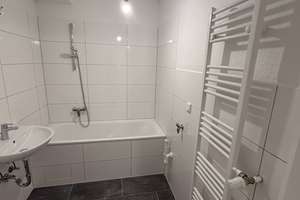Frisch renovierte 1-Zimmer-Wohnung in schöner Lage! – Heidhauser Platz 2, 45239 Heidhausen, Essen – Vorschaubild 4