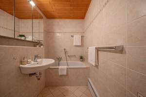 3D VIRTUAL TOUR - Charmantes Reihenmittelhaus mit Wintergarten in Hamburg – Die vollständige Adresse der Immobilie erhältst du vom Anbieter., 22417 Langenhorn, Hamburg – Vorschaubild 9