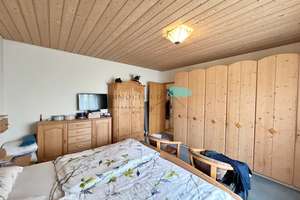 Viel Platz für Familie & Beruf, gepflegtes 2-Familienhaus mit separatem Homeoffice-Bereich – Die vollständige Adresse der Immobilie erhältst du vom Anbieter., 71292 Friolzheim – Vorschaubild 11