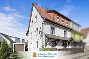 Charmante Doppelhaushälfte mit Garten und Balkon