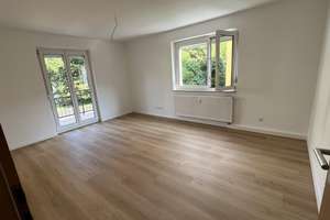 Frisch renovierte 4-Zi-Wohnung in Kornwestheim – Die vollständige Adresse der Immobilie erhältst du vom Anbieter., 70806 Kornwestheim – Vorschaubild 1
