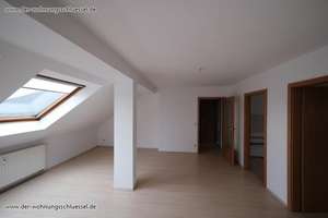 Gemütliche Dachgeschosswohnung! – Die vollständige Adresse der Immobilie erhältst du vom Anbieter., 9456 Annaberg-Buchholz – Vorschaubild 3