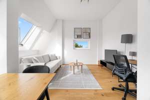 Liebevolle 2-Zimmer Wohnung in Moabit - voll möbliert – Alt-Moabit 108, 10559 Moabit, Berlin – Vorschaubild 2