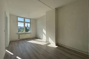 teilrenovierte 2-Zimmer-Wohnung in der beliebten Rostocker KTV | www.LUTTER.net – Budapester Straße 10, 18057 Kröpeliner-Tor-Vorstadt, Rostock – Vorschaubild 4