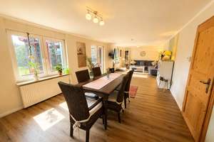 Historischer Charme trifft modernen Wohnkomfort – modernisiertes Zuhause mit großem Garten – Die vollständige Adresse der Immobilie erhältst du vom Anbieter., 26316 Varel – Vorschaubild 12