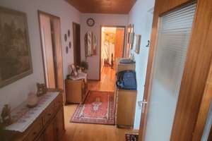 Von Privat: Ruhige 3-Zi. DG Wohnung (86qm) Balkon, EBK, Gäste-WC, TG-Stellplatz, ohne Maklergebühr  – Die vollständige Adresse der Immobilie erhältst du vom Anbieter., 70619 Riedenberg, Stuttgart – Vorschaubild 6
