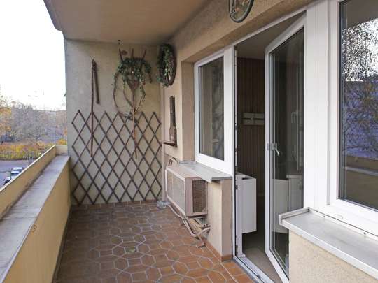 2-Zimmer-Wohnung nahe Innsbrucker Platz mit Südbalkon - Bild 9