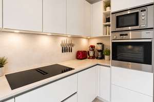 Hochwertig saniertes Einfamilienhaus (2025) mit Wintergarten, Smart Home und uneinsehbarem Garten – Ottilienstr. 13, 81825 Waldtrudering, München – Vorschaubild 5