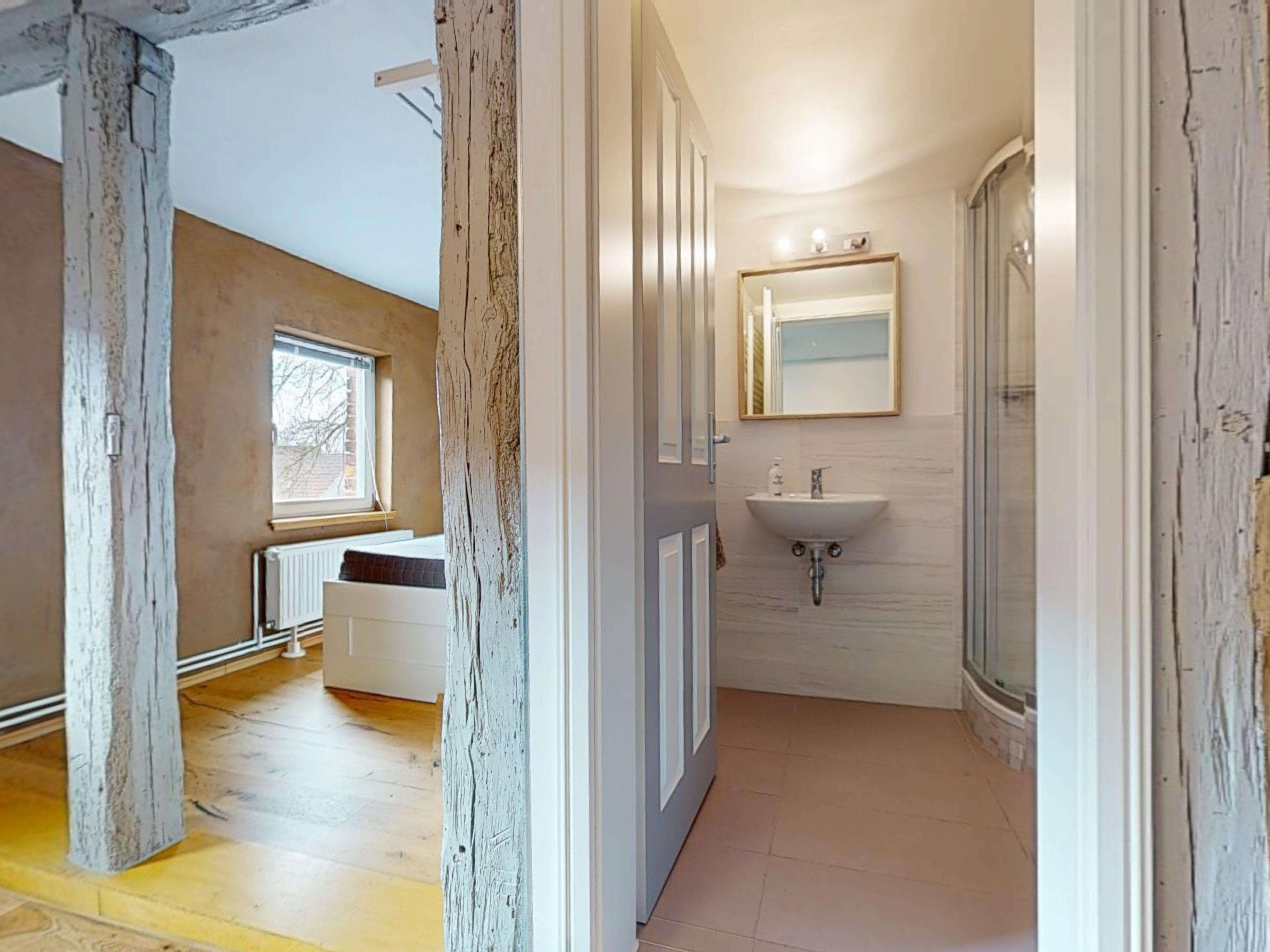 Immobilie in Niedergörsdorf - Vierseithof: Vielfältig nutzbar mit Scheune, Garage, Remise, Werkstatt, Stall und Garten - Bild 4