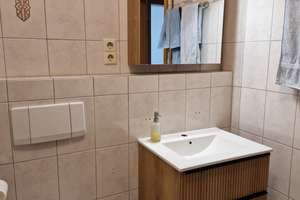 Moderne 2-Zimmer-Wohnung mit Balkon, Aufzug und Tiefgaragenstellplatz! – Habsburgerring 11, 78048 Villingen, Villingen-Schwenningen – Vorschaubild 3