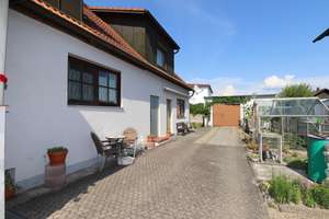Einfamilienhaus mit Einliegerwohnung und Anbau mit großem Garten Ingolstadt-Ringsee – Die vollständige Adresse der Immobilie erhältst du vom Anbieter., 85053 Südost, Ingolstadt – Vorschaubild 6