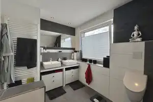 Exclusiv modernisiertes Einfamilienhaus in gefragter Lage von Nordhorn – Grafschaft Bentheim (Kreis) – Vorschaubild 29