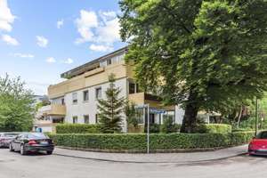 Gut geschnittene Wohnung in attraktiver Lage von Solln als Kapitalanlage oder Selbstbezug – Die vollständige Adresse der Immobilie erhältst du vom Anbieter., 81479 Thalkirchen, München – Vorschaubild 1