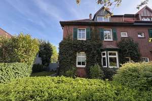 Rotklinker-Doppelhaushälfte (vermietet) im Bergedorfer Villenviertel nahe der Innenstadt – Die vollständige Adresse der Immobilie erhältst du vom Anbieter., 21029 Bergedorf (Ortsteil), Hamburg – Vorschaubild 2