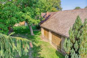 Renovierungsbedürftiges Einfamilienhaus samt Garten, 2 Garagen und 3 Freistellplätzen – Bienenweg 39, 17039 Neuenkirchen – Vorschaubild 5