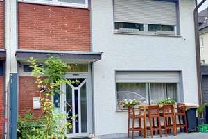 Exklusives Reihenendhaus in Niederkassel-Lülsdorf – renoviert & modernisiert für edlen Wohnkomfort – Die vollständige Adresse der Immobilie erhältst du vom Anbieter., 53859 Niederkassel – Vorschaubild 30