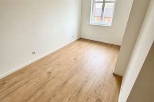 ERSTBEZUG "NEU" Exklusive 2-Zimmer DG-Wohnung mit EBK, Gäste WC, Fußbodenheizung, Stellplatz – Grundorfer Kirchweg 8, 4178 Böhlitz-Ehrenberg, Leipzig – Vorschaubild 9
