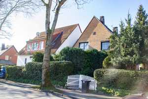 Kapitalanlage: zwei Häuser mit 5 Wohnungen plus EBK, Pool, Sauna, Garage und Stellplätze – Bochum – Vorschaubild 3