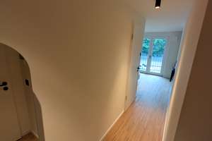 Möbliertes Neubau-Apartment im Herzen Stuttgarts – Stilvoll. Zentral. Sofort bezugsfrei. – Paulinenstraße 14-16, 70178 Karlshöhe, Stuttgart – Vorschaubild 3