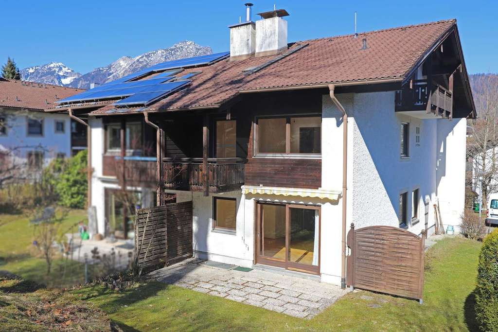 Immobilie in Bayerisch Gmain - Ruhig gelegene Doppelhaushälfte mit Garten in Bayerisch Gmain - Bild 0