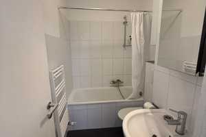 Nachmieter gesucht – 2-Zimmer-Wohnung mit Balkon in Köln Innenstadt (Zülpicher Platz) – Köln – Vorschaubild 3