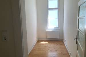 top Altbau 2,5 Zi mit SüdBalkon in bester Lage von WÜ Sanderau – Neubergstasse 28, 97072 Sanderau, Würzburg – Vorschaubild 9