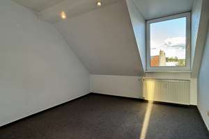 bezugsfreies 2,5 Zimmer Dachgeschoß mit Terrasse – Karolinenstr. 1D, 13507 Tegel, Berlin – Vorschaubild 9