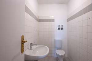 5-Zimmer-Altbauwohnung mit Kachelöfen & Stuck – 144 m² in Top-Lage – Die vollständige Adresse der Immobilie erhältst du vom Anbieter., 10969 Kreuzberg, Berlin – Vorschaubild 9