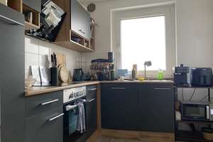 Frei zum 01.05.2026.: Helle 3-Zimmer-Wohnung mit Aufzug, modernem Tageslichtbad und Balkon – Mintarder Weg 47, 40472 Unterrath, Düsseldorf – Vorschaubild 2