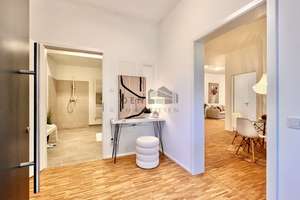 Exklusive Erdgeschosswohnung mit Garten & Terrasse – Stilvoll Wohnen im Herzen der Stadt – Die vollständige Adresse der Immobilie erhältst du vom Anbieter., 76133 Innenstadt-West, Karlsruhe – Vorschaubild 2