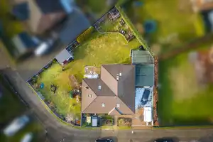 Ein Zuhause zum Verlieben – modern, energieeffizient und bereit für Ihre Zukunft! – Stade (Kreis) – Vorschaubild 20