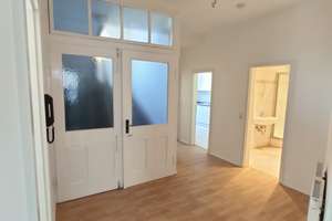 Helle 3-Zimmer Wohnung in Stuttgart-Zuffenhausen WG geeignet – Die vollständige Adresse der Immobilie erhältst du vom Anbieter., 70435 Zuffenhausen-Hohenstein, Stuttgart – Vorschaubild 1