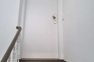 Vollständig möbliert: Charmante Dachgeschosswohnung im Altbau in zentraler Lage von Krefeld – Die vollständige Adresse der Immobilie erhältst du vom Anbieter., 47798 Stadtmitte, Krefeld – Vorschaubild 10