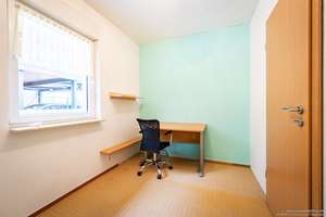 Wohnglück auf einer Ebene – Winkelbungalow mit Südterrasse und Kamin – Die vollständige Adresse der Immobilie erhältst du vom Anbieter., 39218 Schönebeck (Elbe) – Vorschaubild 11