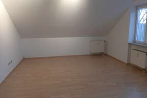 Provisionsfreie  und bezugsfreie helle 2 Zi.Wohnung im DG mit Balkon – Knoglerstr. 50, 84547 Emmerting – Vorschaubild 10