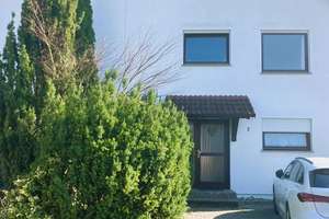Heilbronn-Horkheim: Geräumiges und helles Doppelhaus