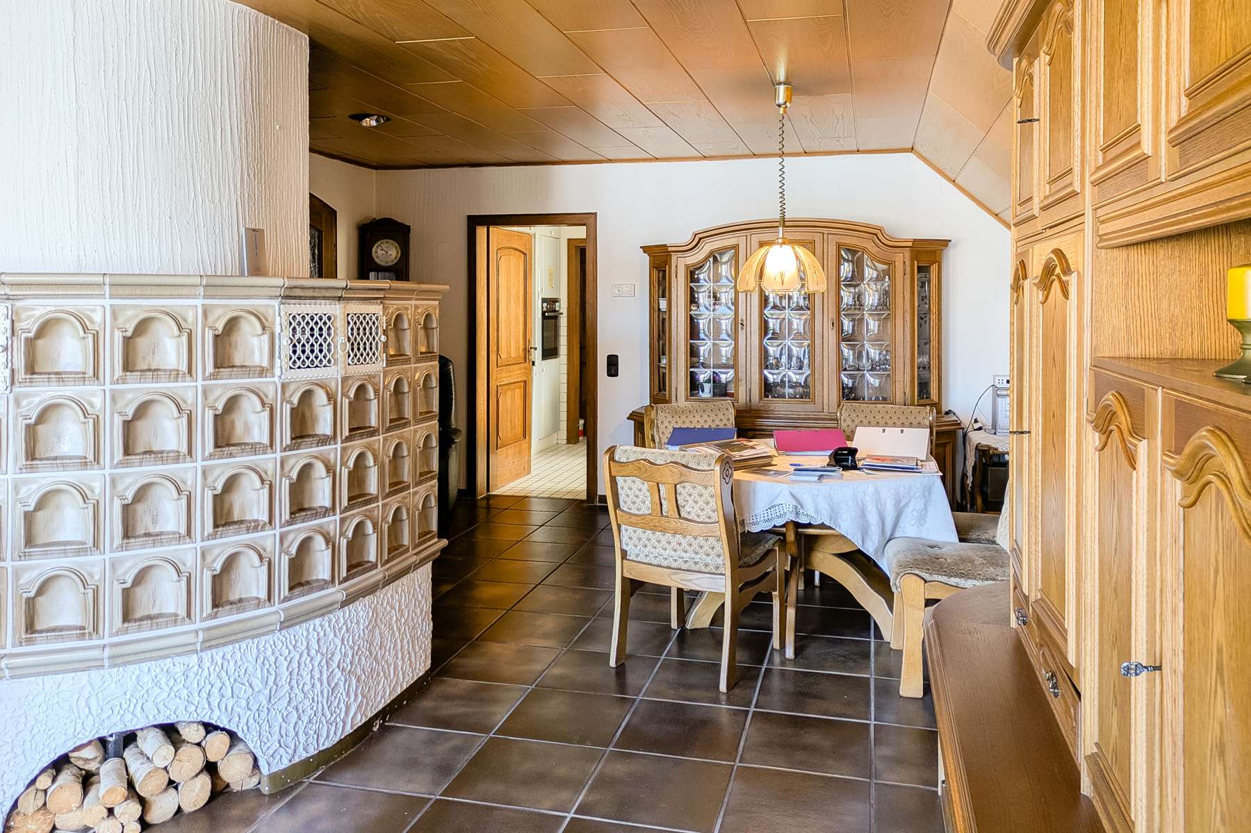 Immobilie in Erbach - 1 Haus 2 Wohnungen? Eigentlich beides! Viel Platz & viele Möglichkeiten in zentraler Lage von Erbach - Bild 4