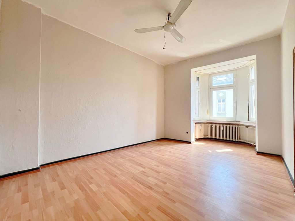 Immobilie in Viersen - Mehrfamilienhaus mit 4 Einheiten + Garage - Bild 0