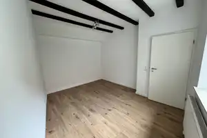 Saniertes 3 Parteien Haus in Hochheim provisionfrei verkaufen – Main-Taunus-Kreis – Vorschaubild 6