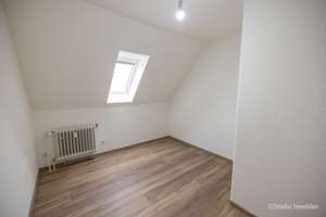 Schöne 4-Zi. Maisonette-Wohnung mit Balkon in Nürnberg-Hummelstein / Wohnung mieten – Die vollständige Adresse der Immobilie erhältst du vom Anbieter., 90459 Hummelstein, Nürnberg – Vorschaubild 11