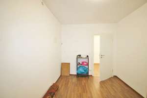 "Exklusive Premiumlage in Passau"
Großzügige Villa mit reichlich Platz, viel Privatsphäre und traum – Die vollständige Adresse der Immobilie erhältst du vom Anbieter., 94034 Hacklberg, Passau – Vorschaubild 52
