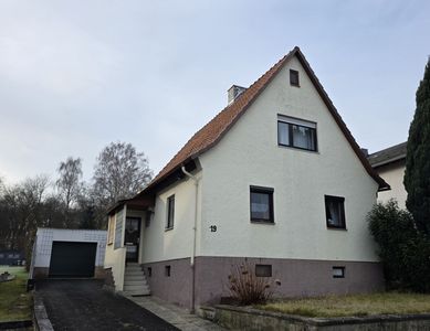 Gemütliches Einfamilienhaus mit Garage, Garten u. Gartenhaus