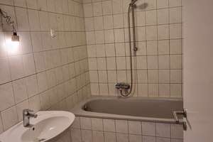 Wuppertal-Elberfeld, Schwesterstaße, gepflegtes Haus, nette Mieter – Schwesterstraße 35, 42285 Elberfeld, Wuppertal – Vorschaubild 3