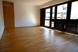 4,5-Zimmer-Architektenwohnung, Erbpacht-Grundstück, in ruhiger Grünlage, Südbalkon & TG, von Privat – Freiherr vom Stein Straße 3, 93049 Westenviertel, Regensburg – Vorschaubild 8