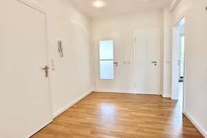 Helle 3-Zimmerwohnung am Rhein mit Tiefgarage & Lift – 40474 Golzheim, Düsseldorf – Vorschaubild 5