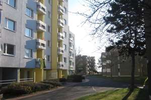 Für Handwerker/innen 3 Zimmerwohnung mit Balkon! – Luxemburger Straße 17, 97084 Heuchelhof, Würzburg – Vorschaubild 1